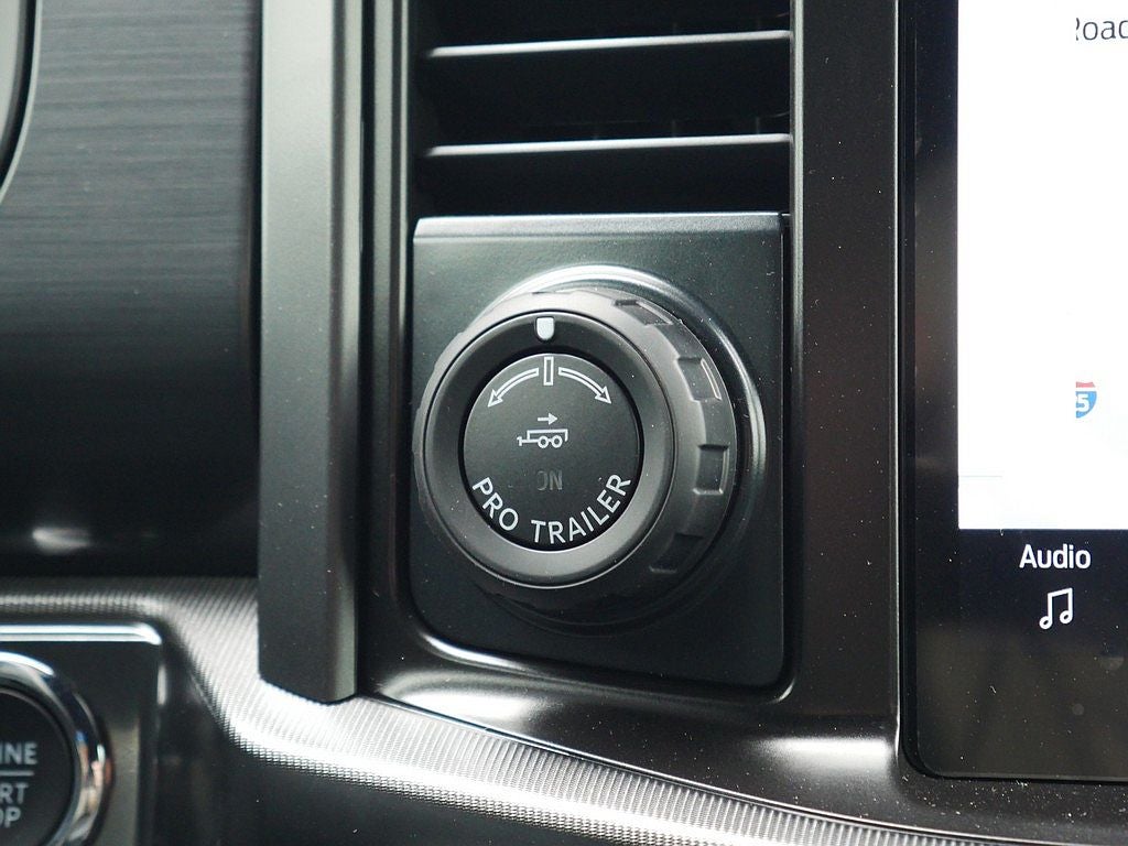 2026 Ford F-150 Lariat CREW 4WD