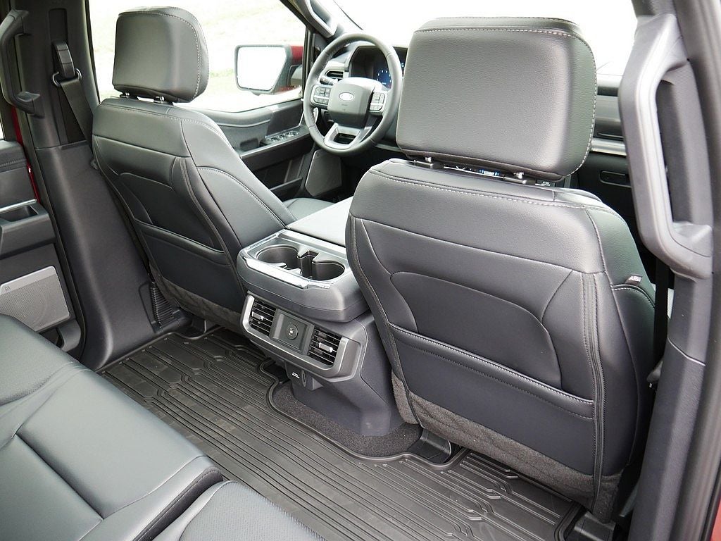 2026 Ford F-150 Lariat CREW 4WD
