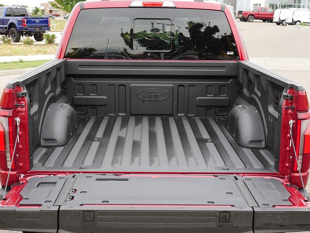 2026 Ford F-150 Lariat CREW 4WD