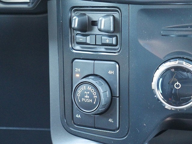 2026 Ford F-150 Lariat CREW 4WD