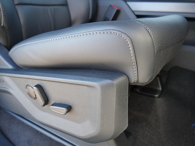 2026 Ford F-150 Lariat CREW 4WD