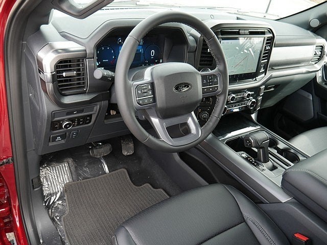 2026 Ford F-150 Lariat CREW 4WD