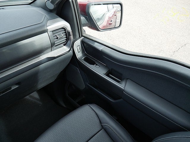 2026 Ford F-150 Lariat CREW 4WD