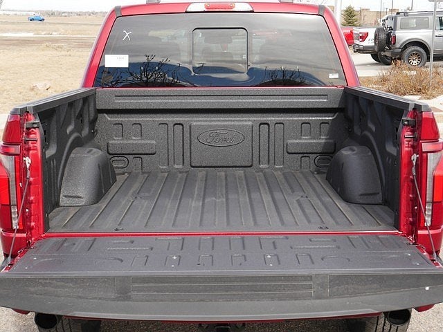 2026 Ford F-150 Lariat CREW 4WD