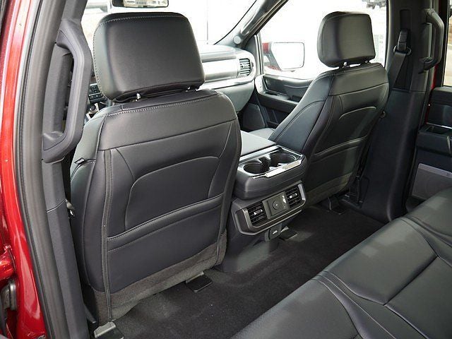 2026 Ford F-150 Lariat CREW 4WD