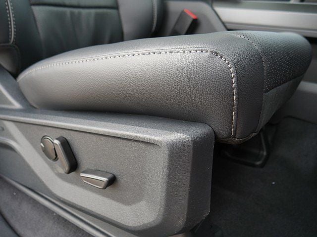 2026 Ford F-150 Lariat CREW 4WD