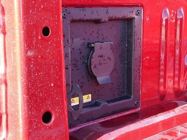 2026 Ford F-150 Lariat CREW 4WD