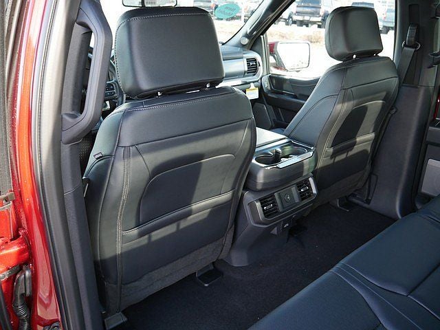 2026 Ford F-150 Lariat CREW 4WD