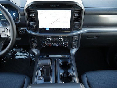 2026 Ford F-150 Lariat CREW 4WD