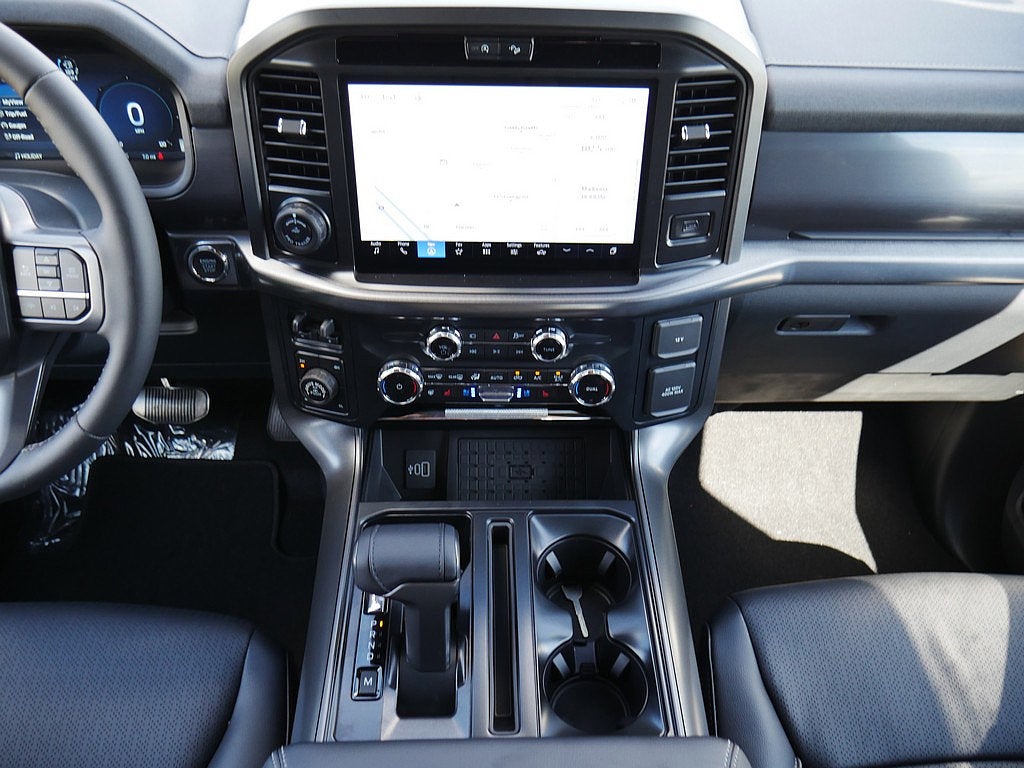 2026 Ford F-150 Lariat CREW 4WD