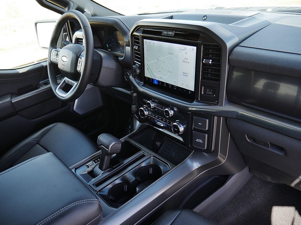 2026 Ford F-150 Lariat CREW 4WD