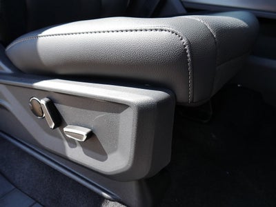 2026 Ford F-150 Lariat CREW 4WD