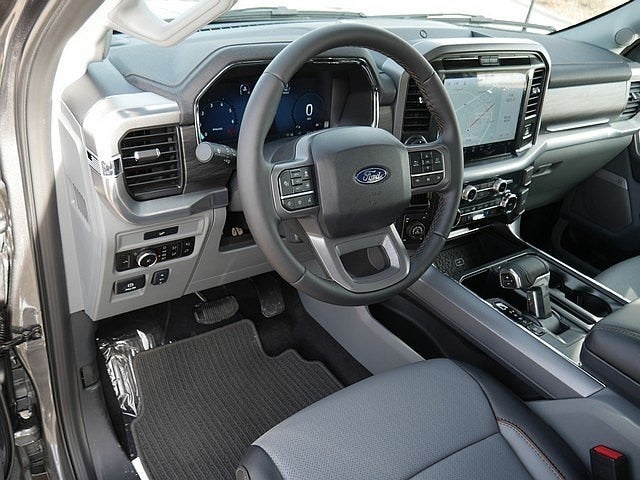 2026 Ford F-150 Lariat CREW 4WD