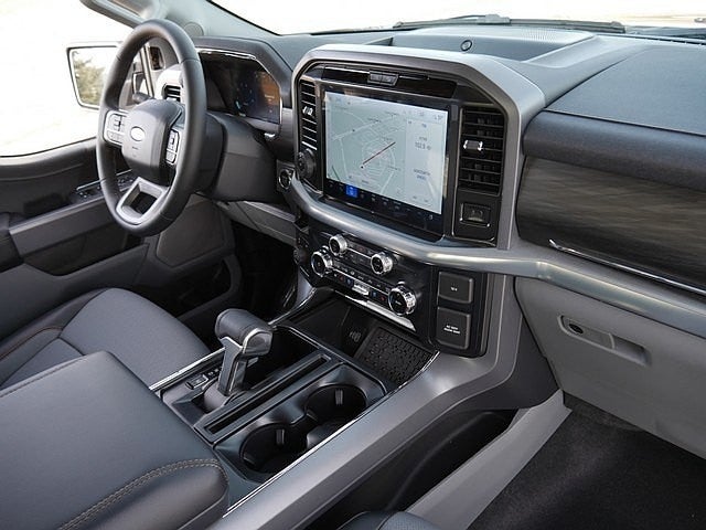 2026 Ford F-150 Lariat CREW 4WD