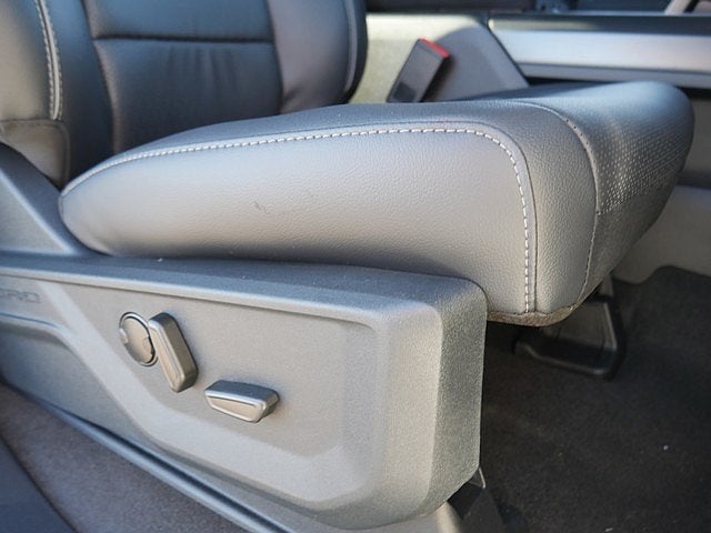 2026 Ford F-150 Lariat CREW 4WD