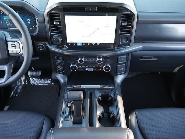 2026 Ford F-150 Lariat CREW 4WD