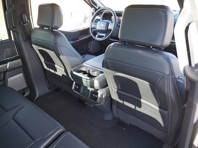 2026 Ford F-150 Lariat CREW 4WD