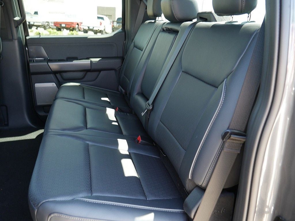 2026 Ford F-150 Lariat CREW 4WD