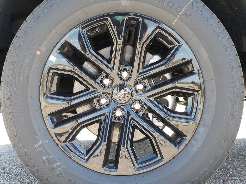 2026 Ford F-150 Lariat CREW 4WD