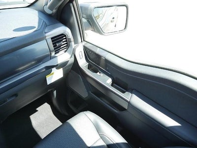 2026 Ford F-150 Lariat CREW 4WD