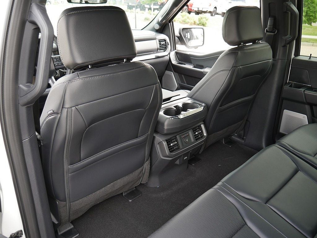 2026 Ford F-150 Lariat CREW 4WD