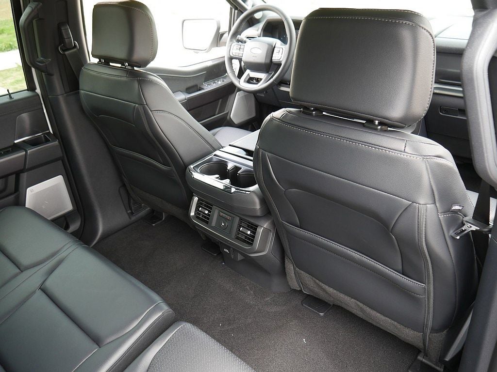 2026 Ford F-150 Lariat CREW 4WD