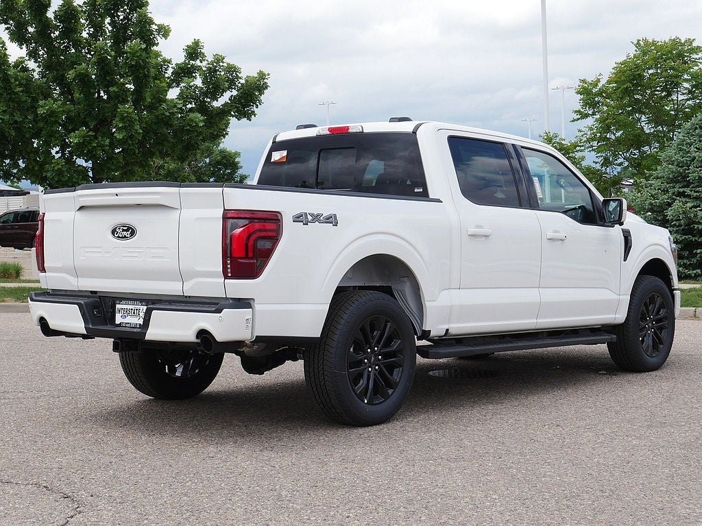 2026 Ford F-150 Lariat CREW 4WD