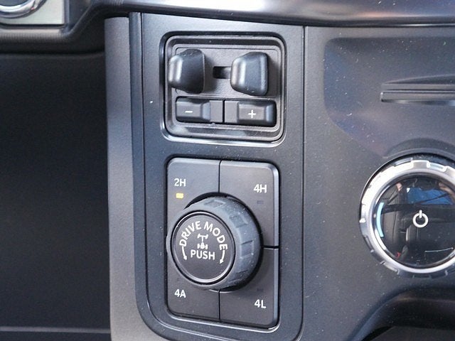 2026 Ford F-150 Lariat CREW 4WD