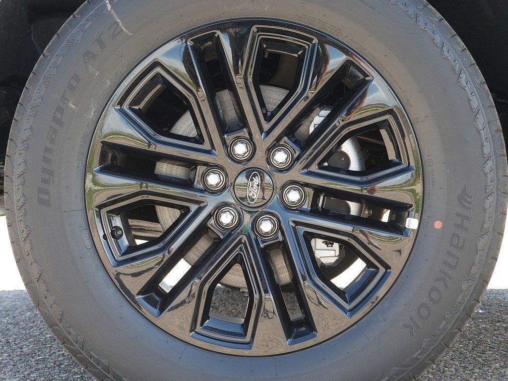 2026 Ford F-150 Lariat CREW 4WD