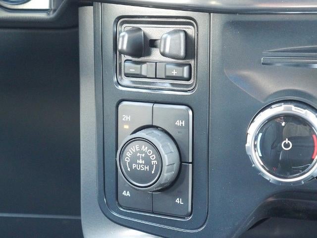 2026 Ford F-150 Lariat CREW 4WD