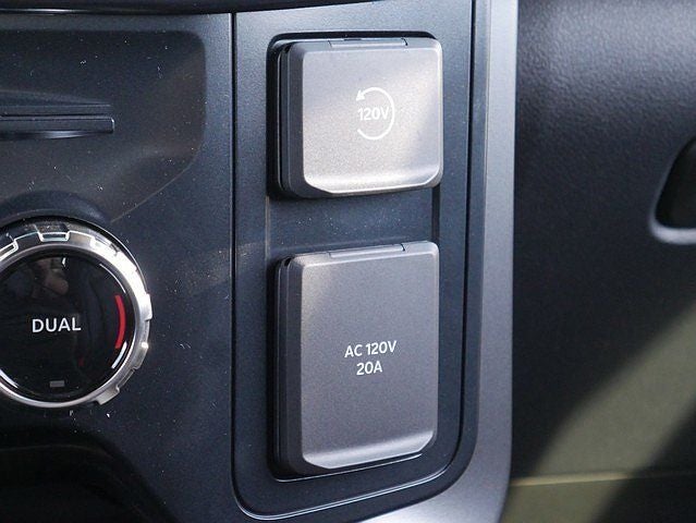 2026 Ford F-150 Lariat CREW 4WD