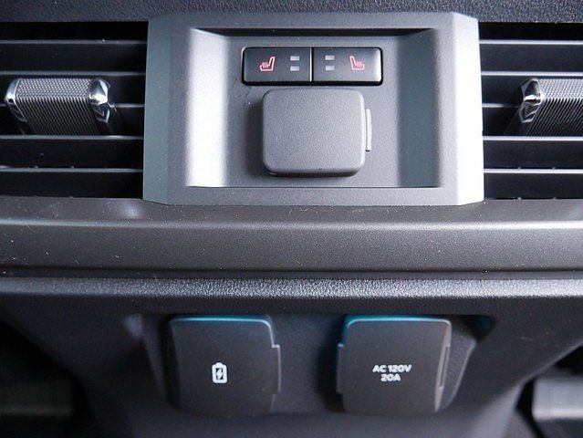 2026 Ford F-150 Lariat CREW 4WD