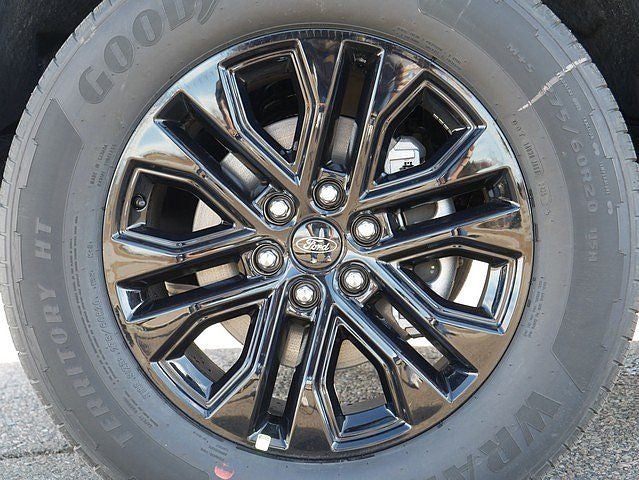 2026 Ford F-150 Lariat CREW 4WD