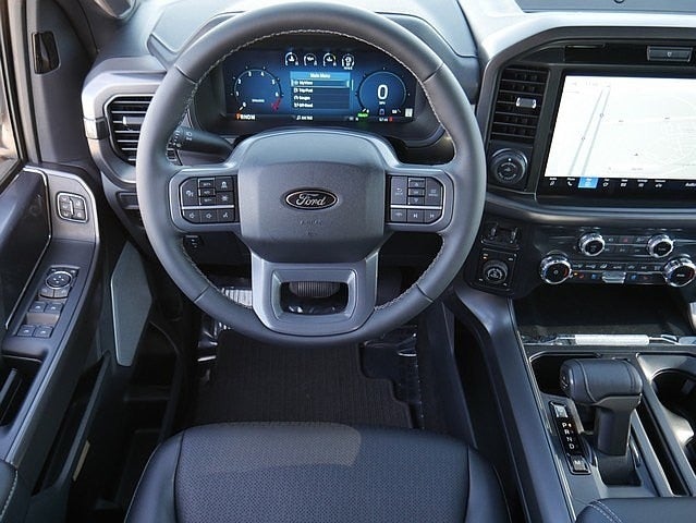 2026 Ford F-150 Lariat CREW 4WD