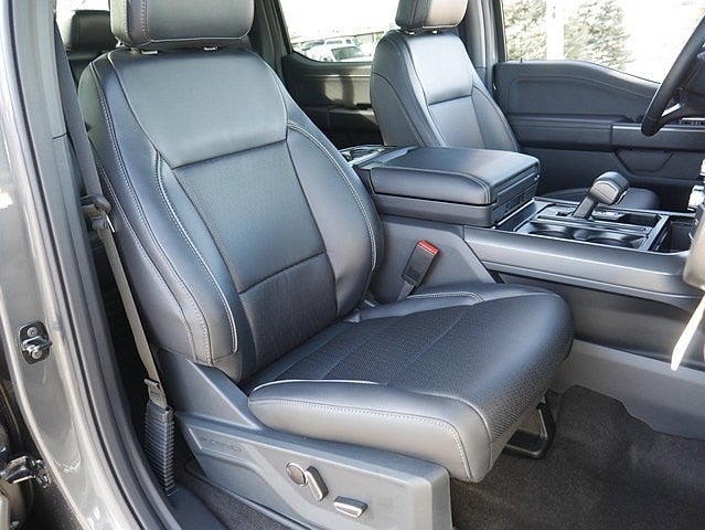 2026 Ford F-150 Lariat CREW 4WD