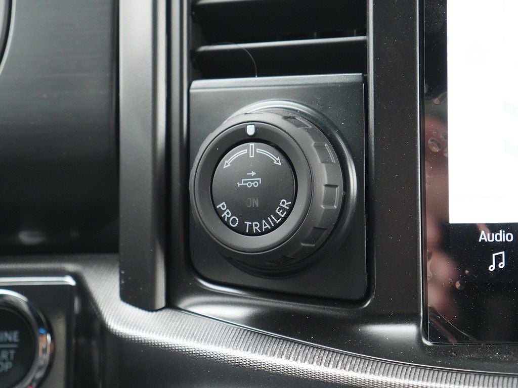 2026 Ford F-150 Lariat CREW 4WD