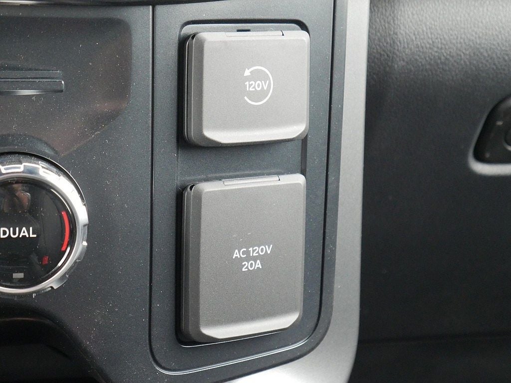 2026 Ford F-150 Lariat CREW 4WD