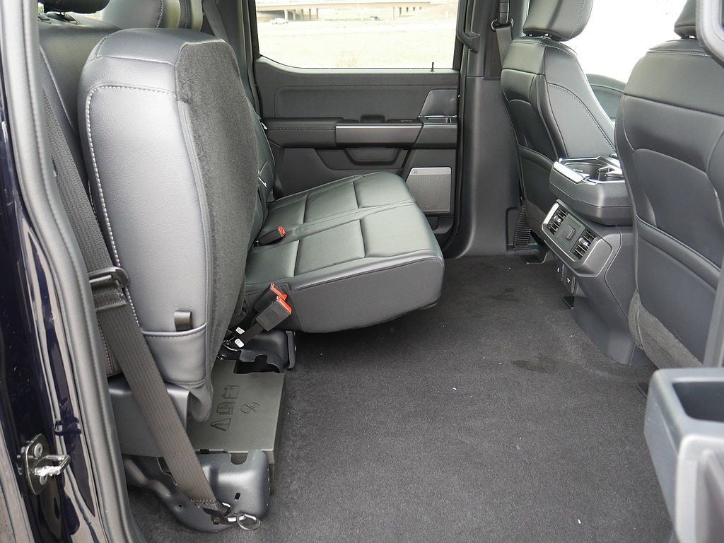 2026 Ford F-150 Lariat CREW 4WD