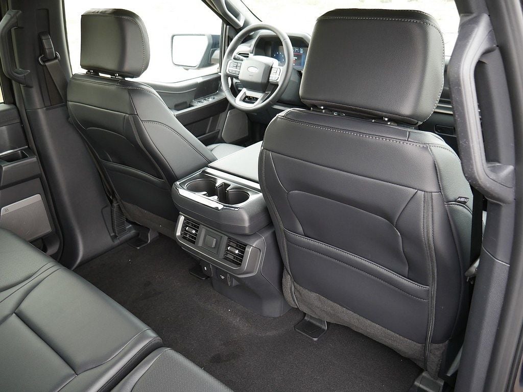 2026 Ford F-150 Lariat CREW 4WD