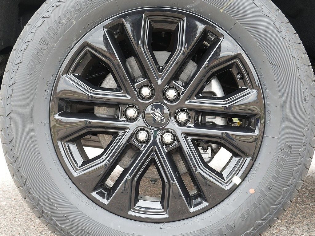 2026 Ford F-150 Lariat CREW 4WD