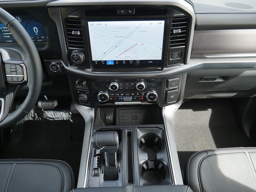2026 Ford F-150 Platinum CREW 4WD
