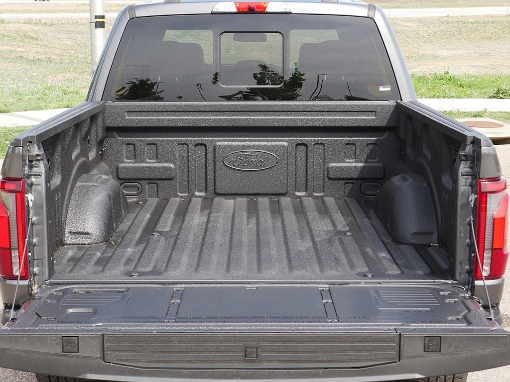 2026 Ford F-150 Platinum CREW 4WD