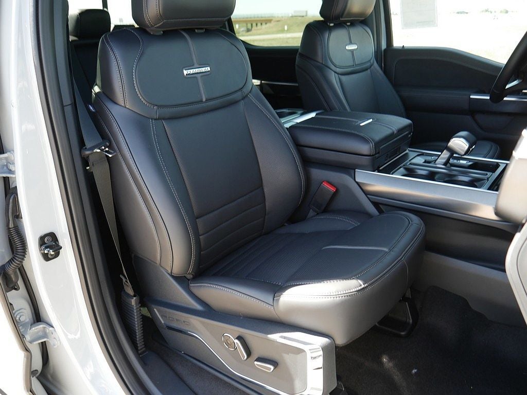 2026 Ford F-150 Platinum CREW 4WD