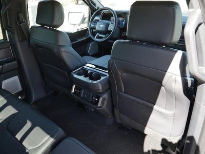 2026 Ford F-150 Platinum CREW 4WD