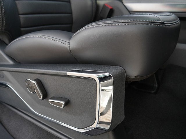 2026 Ford F-150 Platinum CREW 4WD