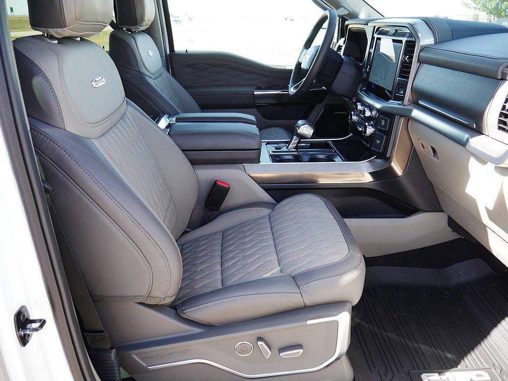 2026 Ford F-150 Platinum CREW 4WD