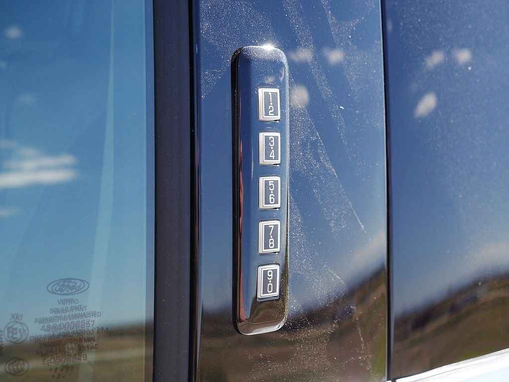 2026 Ford F-150 Platinum CREW 4WD