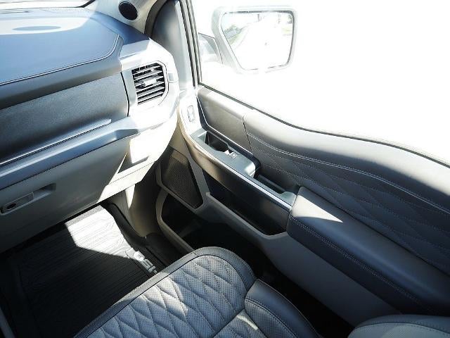 2026 Ford F-150 Platinum CREW 4WD