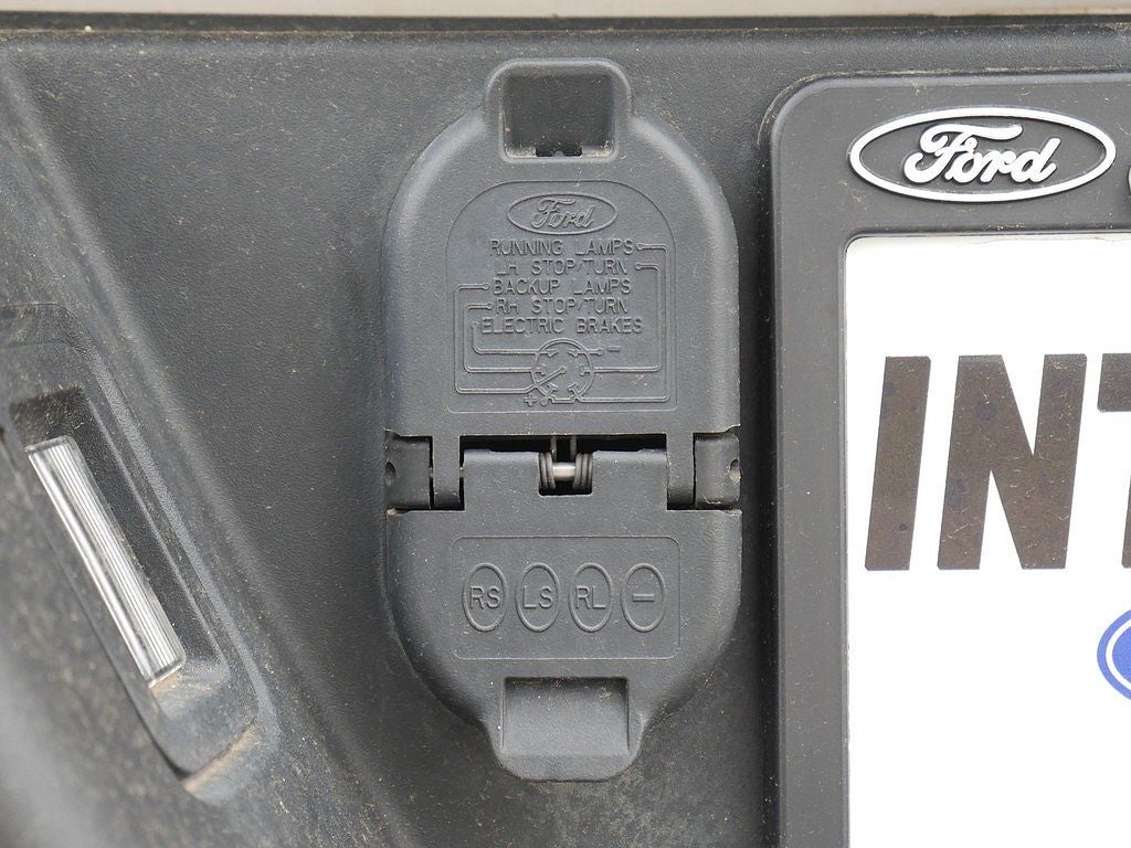 2019 Ford F-150 XL REG CAB 5.0 RWD