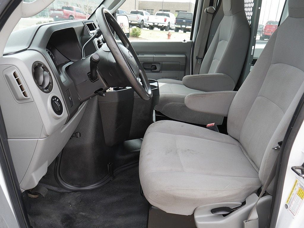 2013 Ford E-250 CARGO